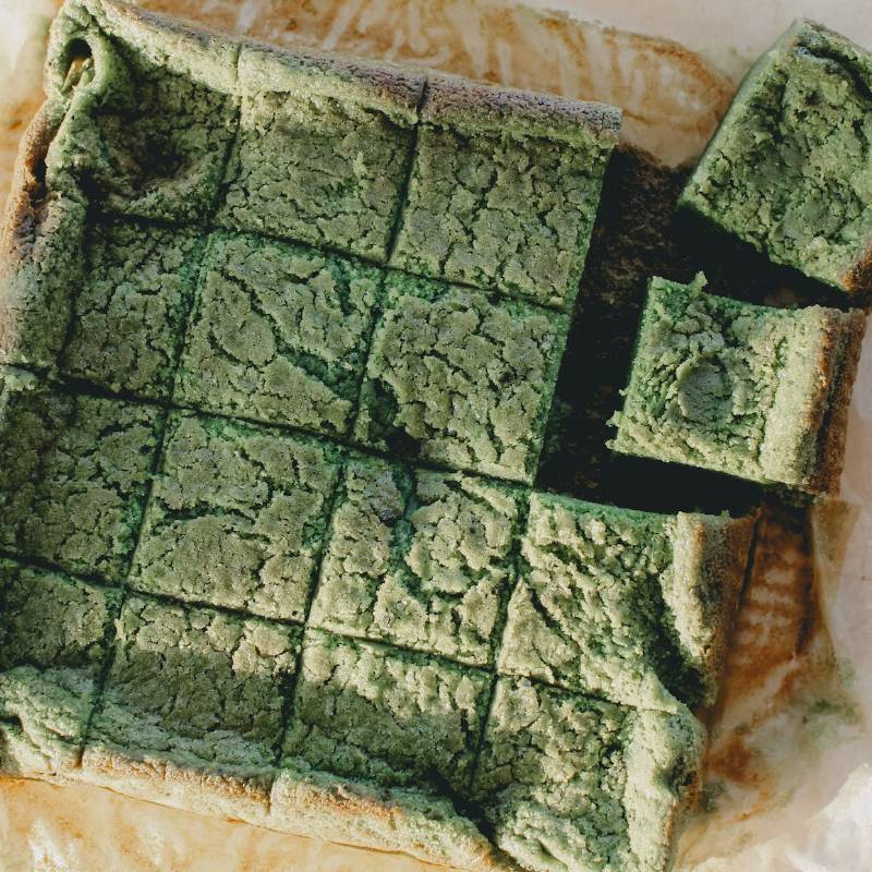 Matcha Brownies with Mochi - Ocha & Co.